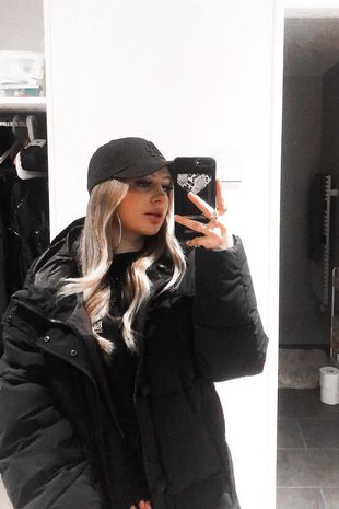 Ms Melody foi detida por ferir gravemente seu namorado de 19 anos no canto suíço de Thurgau