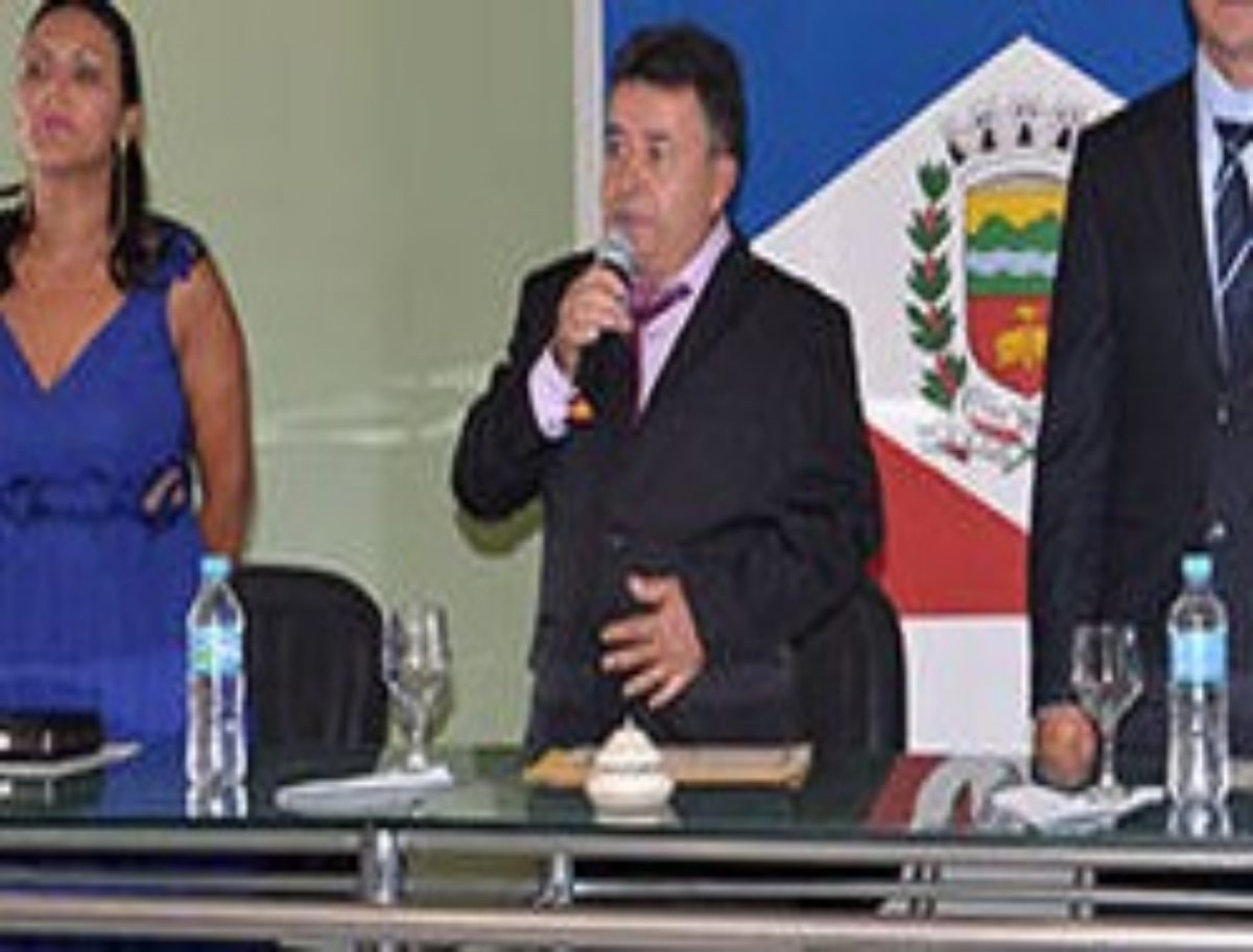 Vereador de Barra da estiva Valdnei da Silva Caires,
Presidente da Câmara de vereadores, Valdnei da Silva Caires.